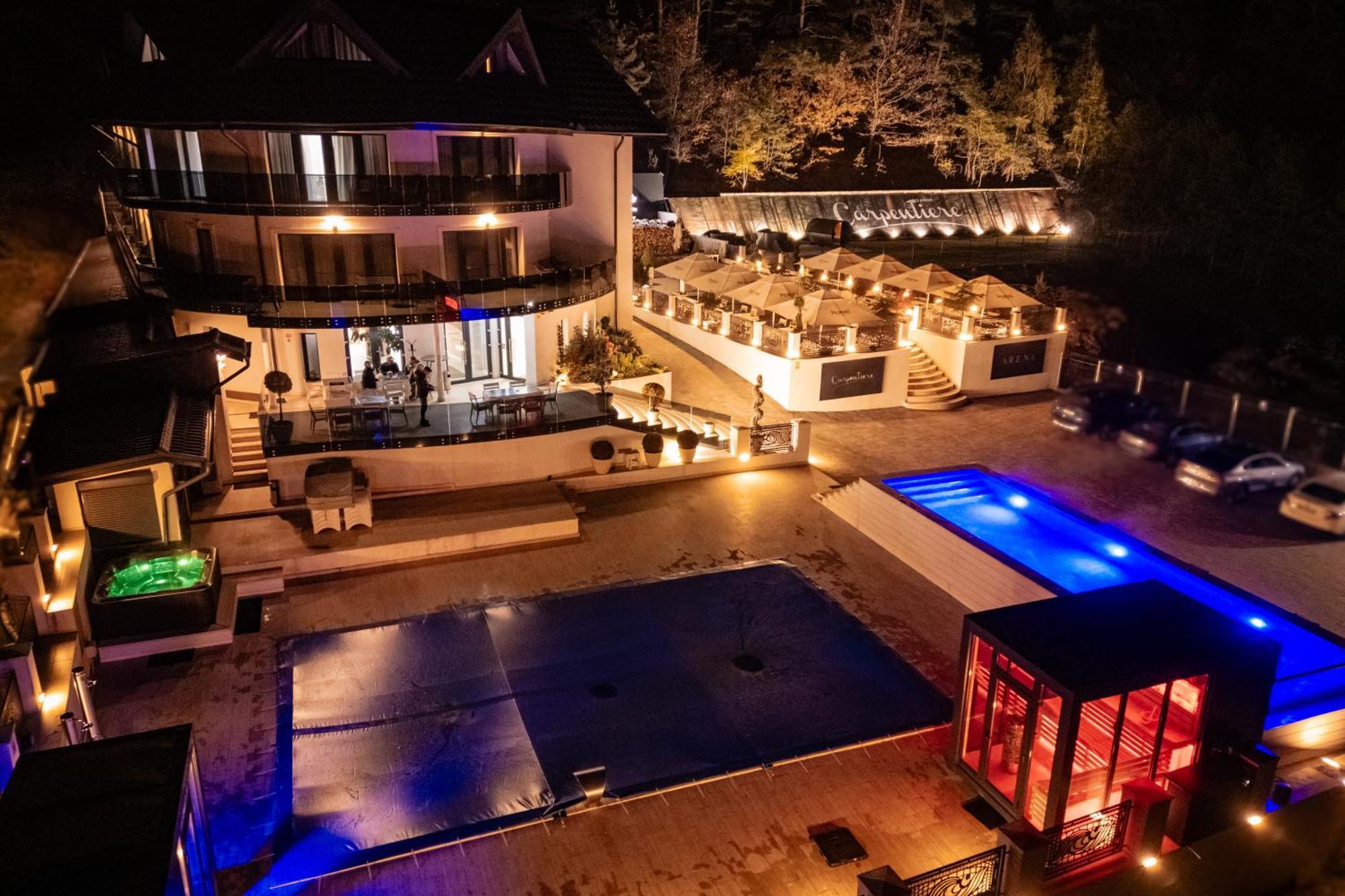 Carpentiere Arena Hotel Răşinari Eksteriør billede