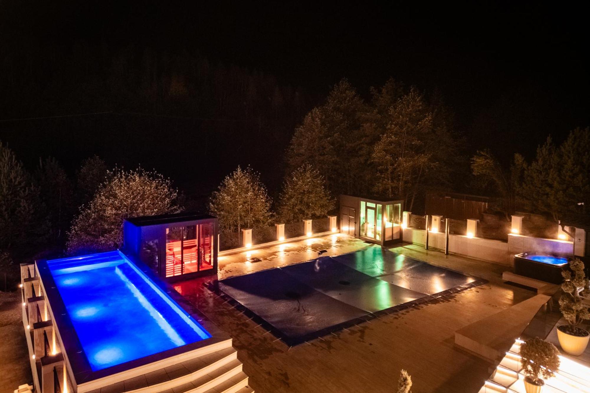Carpentiere Arena Hotel Răşinari Eksteriør billede