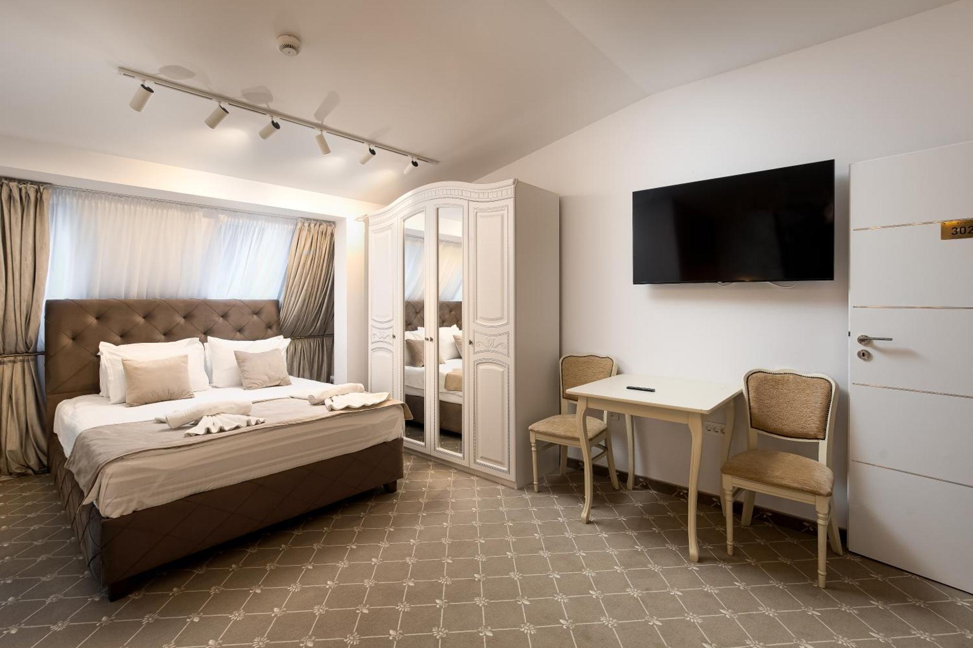 Carpentiere Arena Hotel Răşinari Eksteriør billede