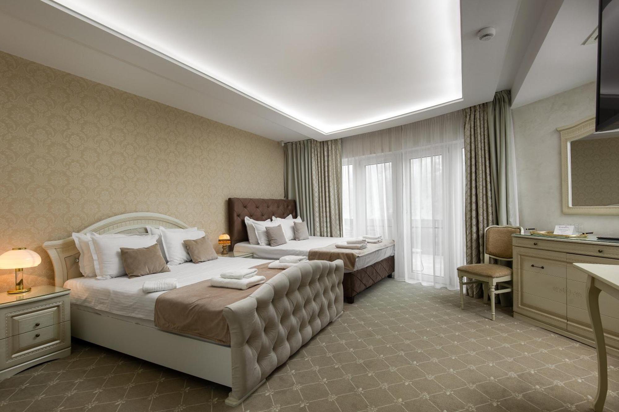Carpentiere Arena Hotel Răşinari Eksteriør billede